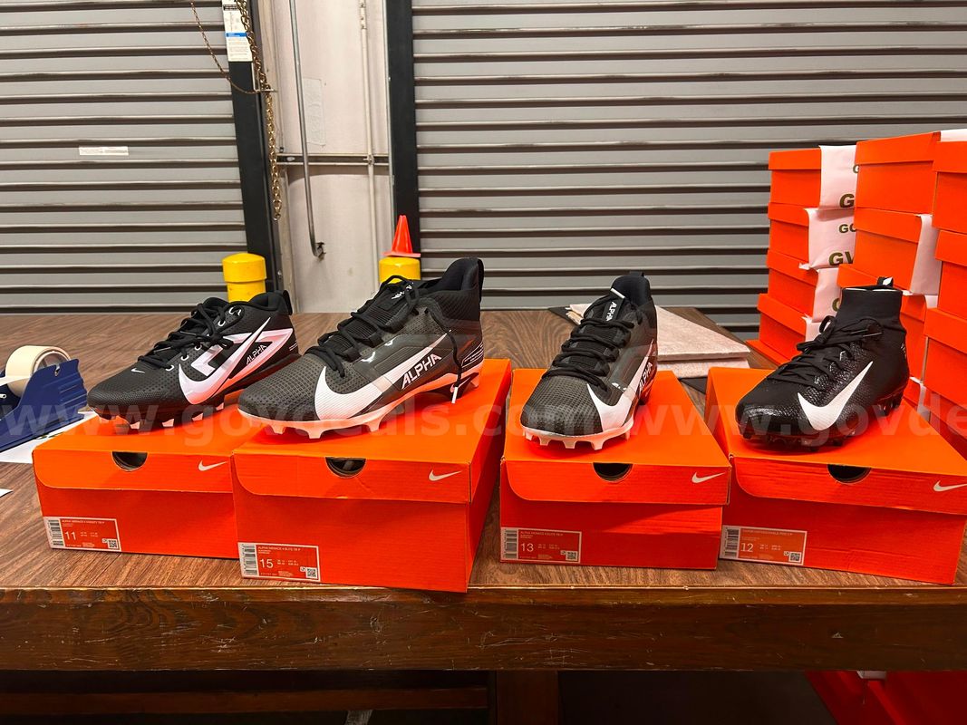 Nike Football Cleats *PIM Dock*
