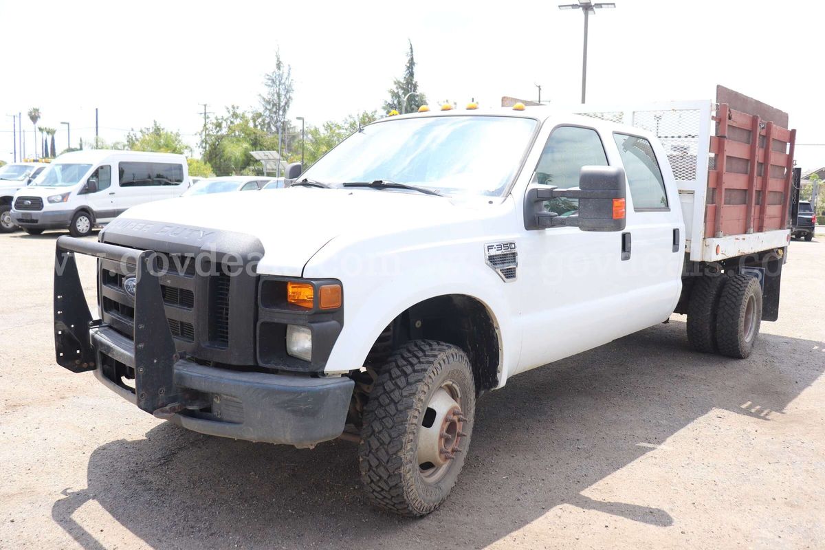 2009 Ford F-350 SD XLT Crew Cab Long Bed DRW 4WD