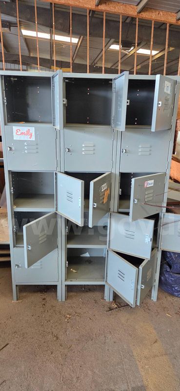 15 Metal Lockers