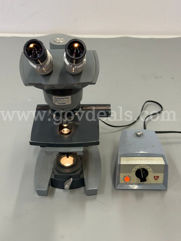 American Optical Spencer Microscope with Power Transformer Unit, Model: 1051, Powers On