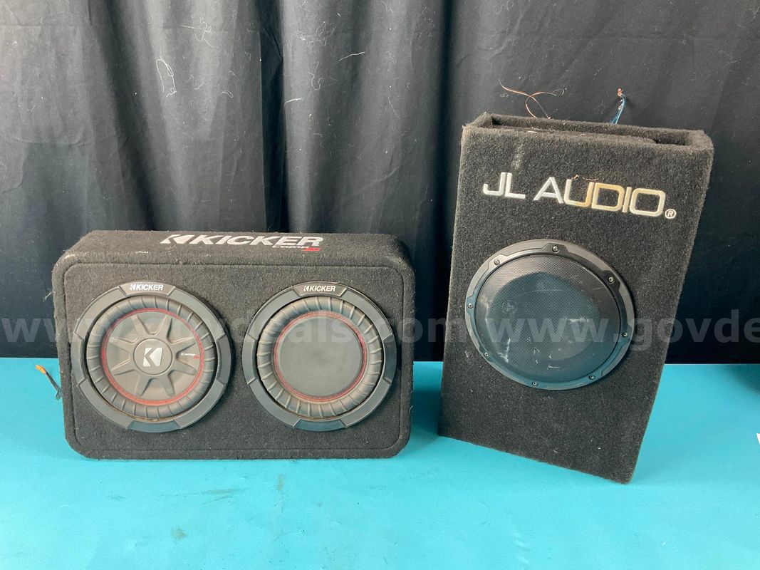 2 - Subwoofers from JL Audio and Kicker in Boxes, 1 - with Blaupunkt Amplifier, Untested