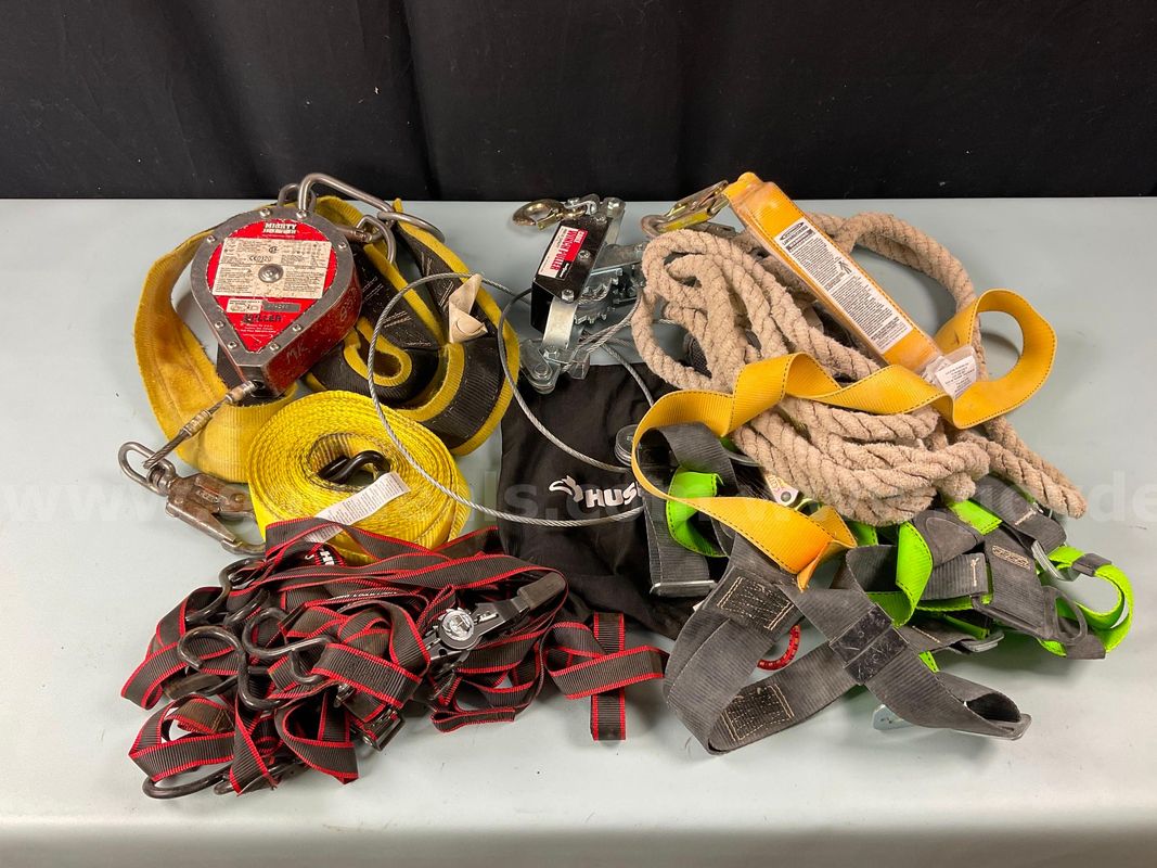 Lot of Fall Protections Equipment, Straps and Tie Downs