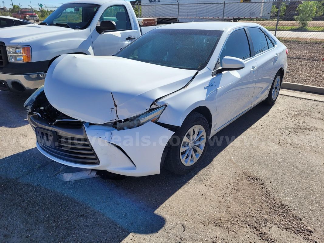 2015 Toyota Camry Hybrid (NO TITLE)