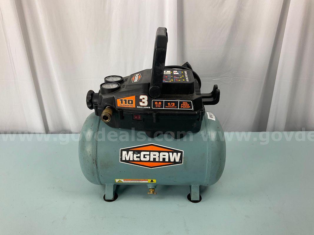 McGraw 3 Gallon Oil Free Portable Air Compressor Model 57572, Powers On