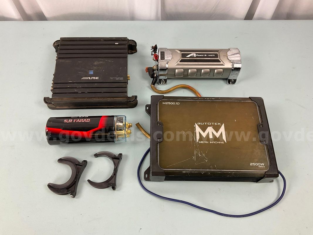 4 - Amplifiers and Power Capacitors, All Untested