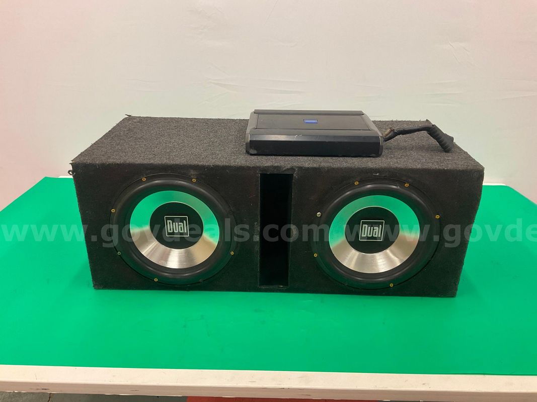 2 - 12" Dual Subs in Box with Alpine Amplifier, Model R-A905, Untested