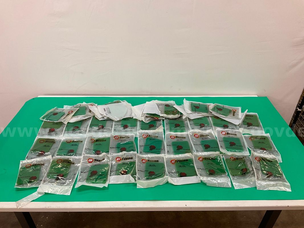 Lot of Stens Foam Air Filter Pre-Filters in Packaging