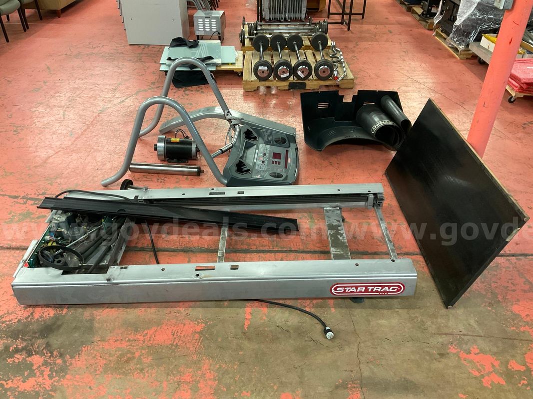 Star Trac TR 7600 Pro, Model 9-7631-MUSAP0, Untested (Disassembled, Hardware Missing)