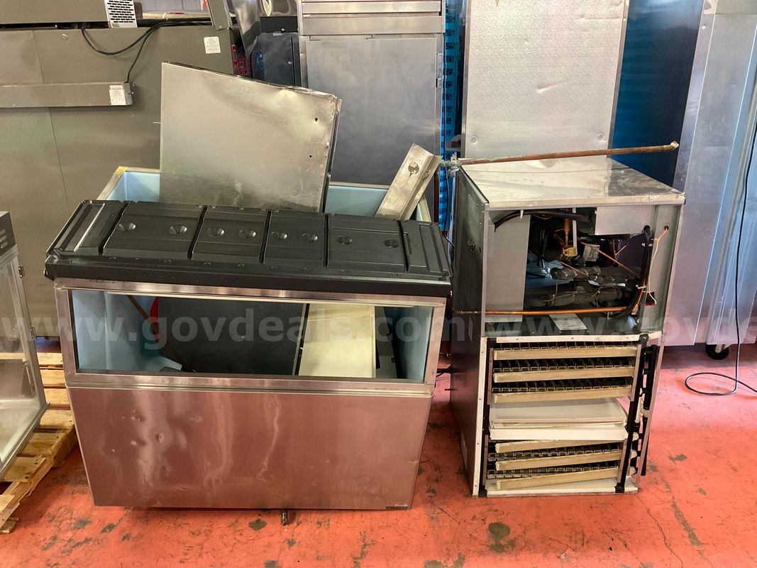 Hoshizaki Ice Maker Model KM-1300SAH, Untested (Heavily Damaged)