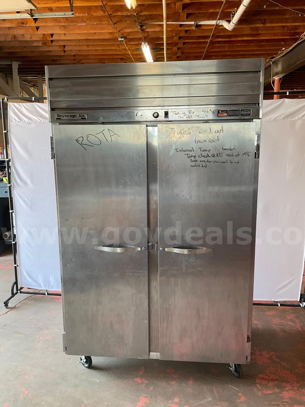 Beverage-Air Reach-In Warming/Hot Holding Cabinet, Model PW48-1S, Untested (Missing Dial)