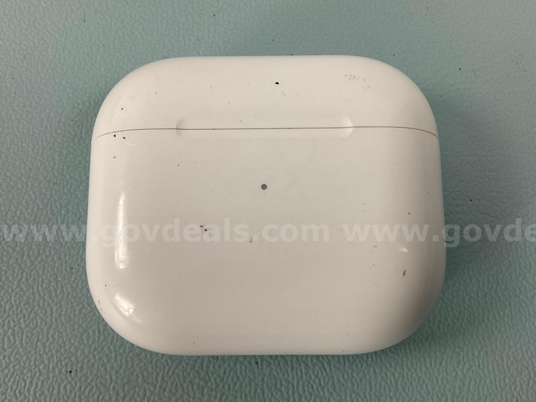 Apple AirPods 3 in Lightning Charging Case, Model A2897, Powers On