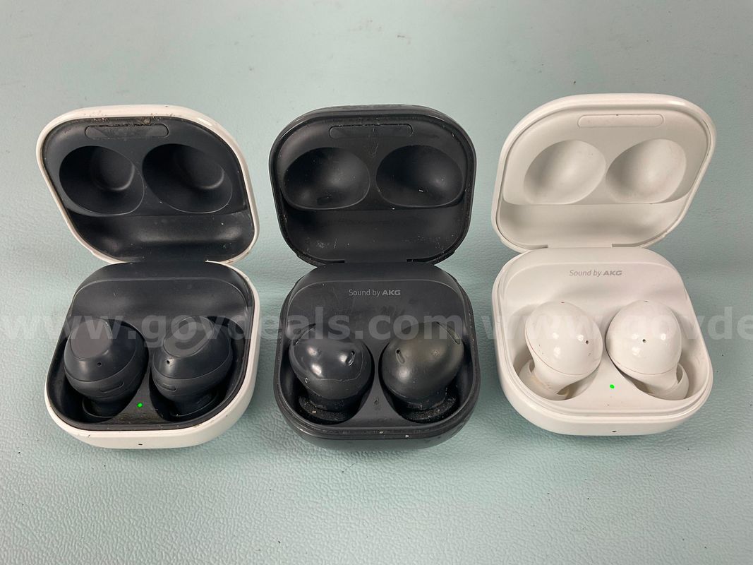 3 - Samsung Galaxy Buds, All Power On