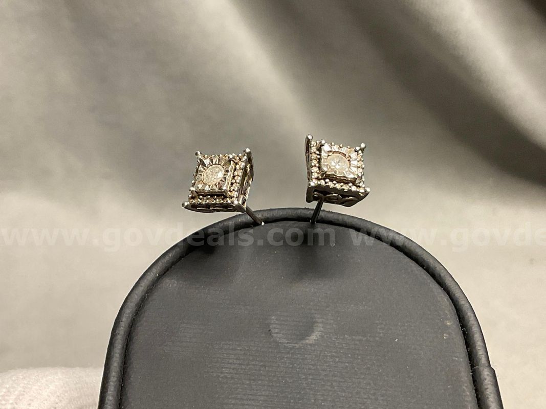 Sterling Silver Earrings With Diamonds, Weight: 1.97 Grams