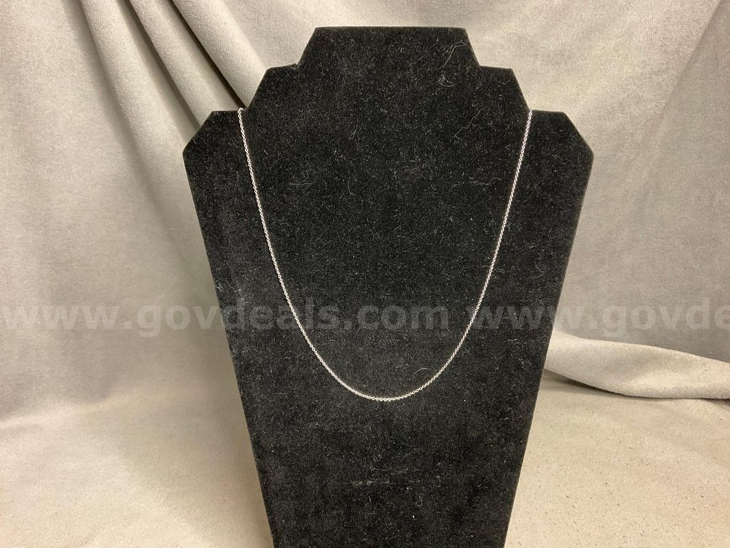 Gold Necklace, 22", 2.75 Grams