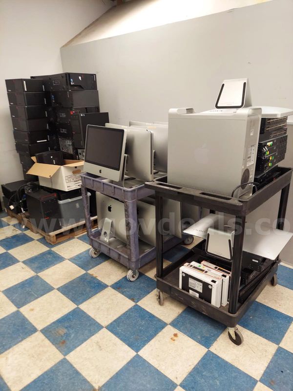 1 LOT of (9 pallets old technology, 3 smart boards, 1 white board)