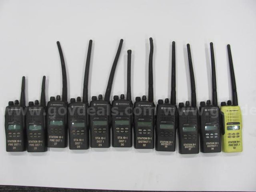 Lot of 11 1250HT Motorola Radios