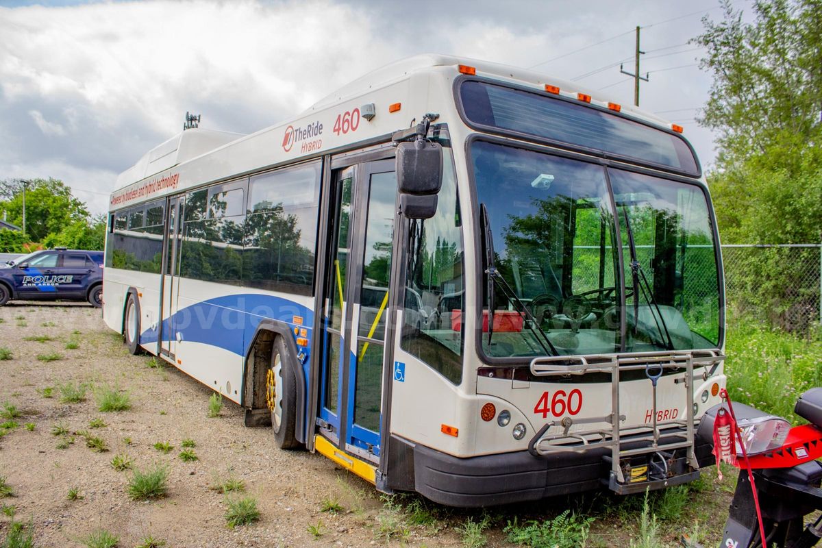 2010 Gillig Low Floor 460