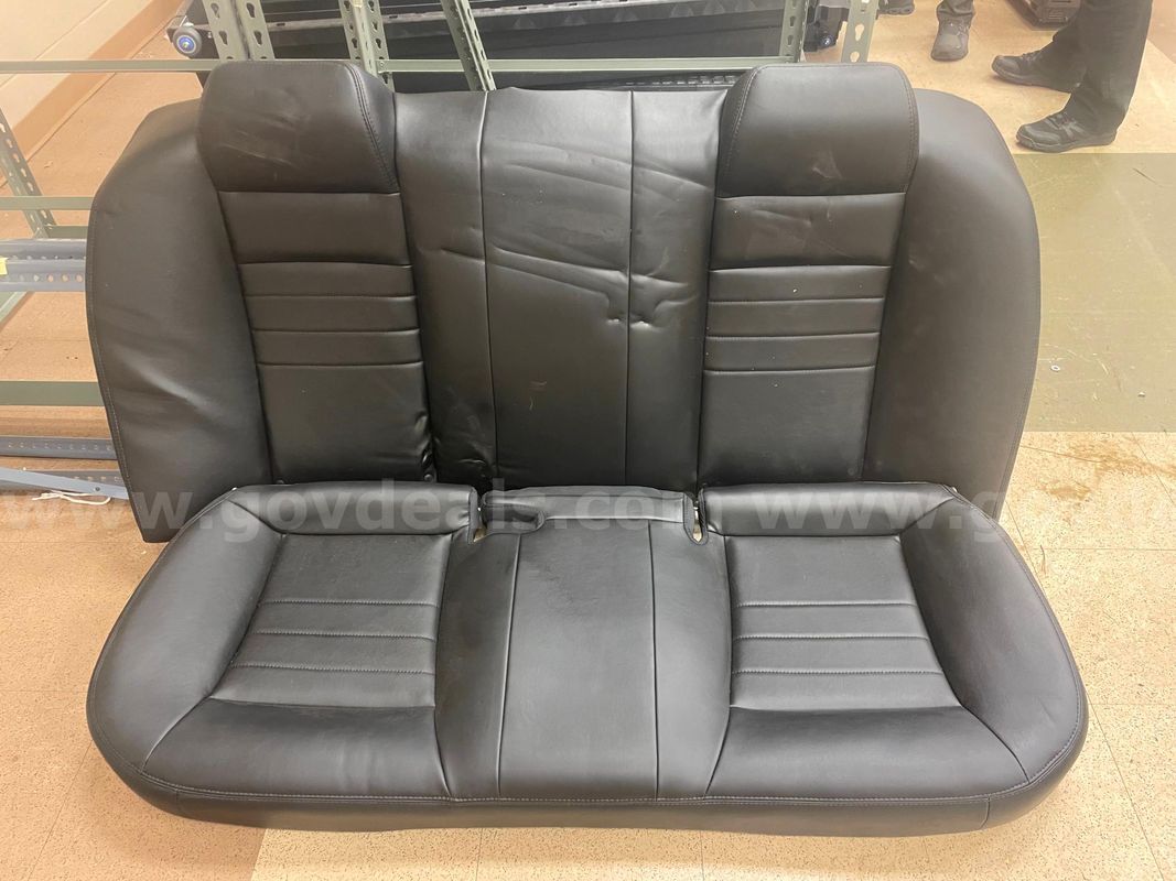 2018 Dodge Charger Rear seat