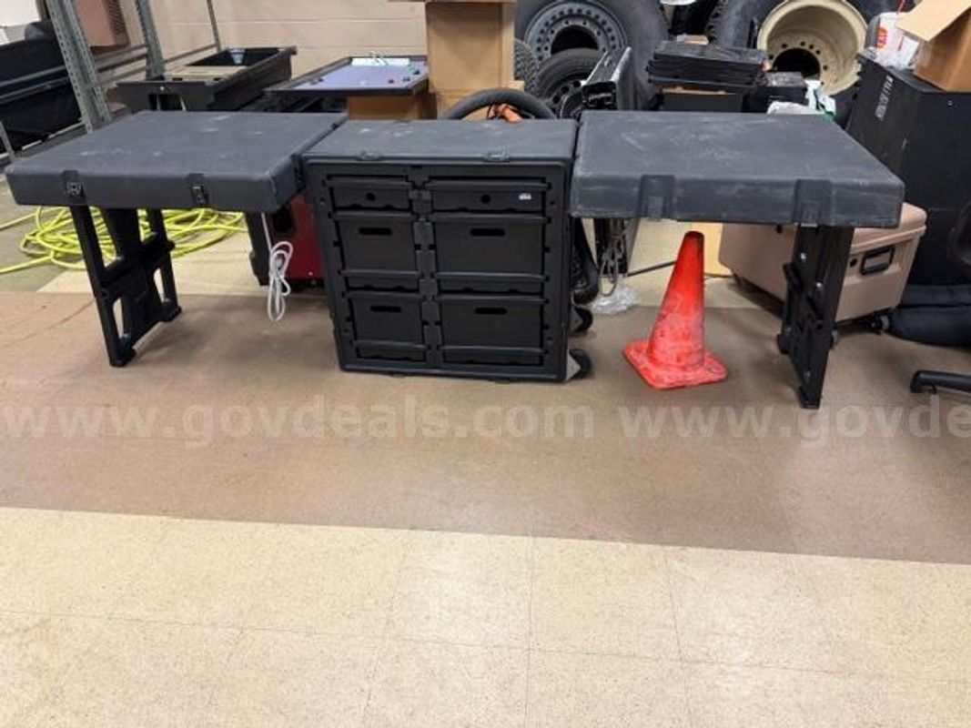 Hardigg Field Desk black fold-up