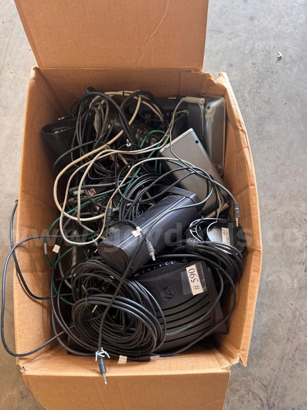 Speakers / Cords