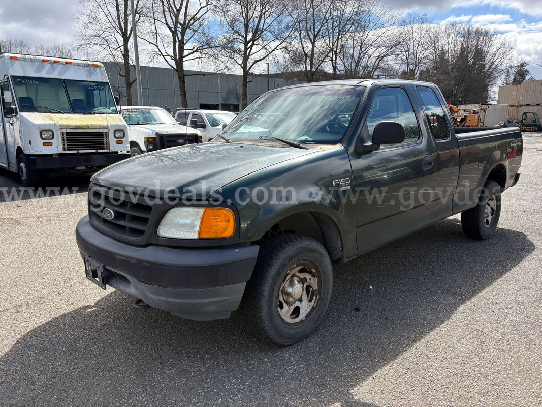 2004 Ford F-150 Heritage XL SuperCab 4WD 6.5ft Bed Pickup (ID# 45318) (S5) (26-0214) 477