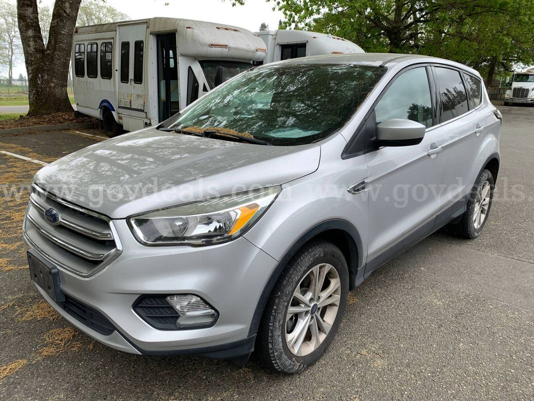 2017 Ford Escape SE 4WD SUV *Tow-Away* (ID# 45730) (W12) (26-1418) 179