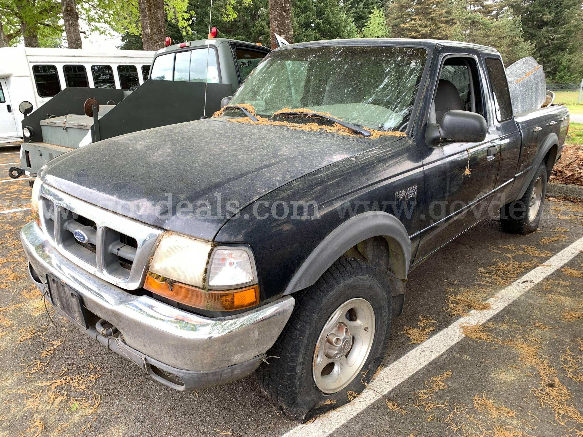 1999 Ford Ranger XL SuperCab 4WD Truck !Seized Non-Runer! *Tow-Away* (ID# 45733) (PRT) (26-0782) 477