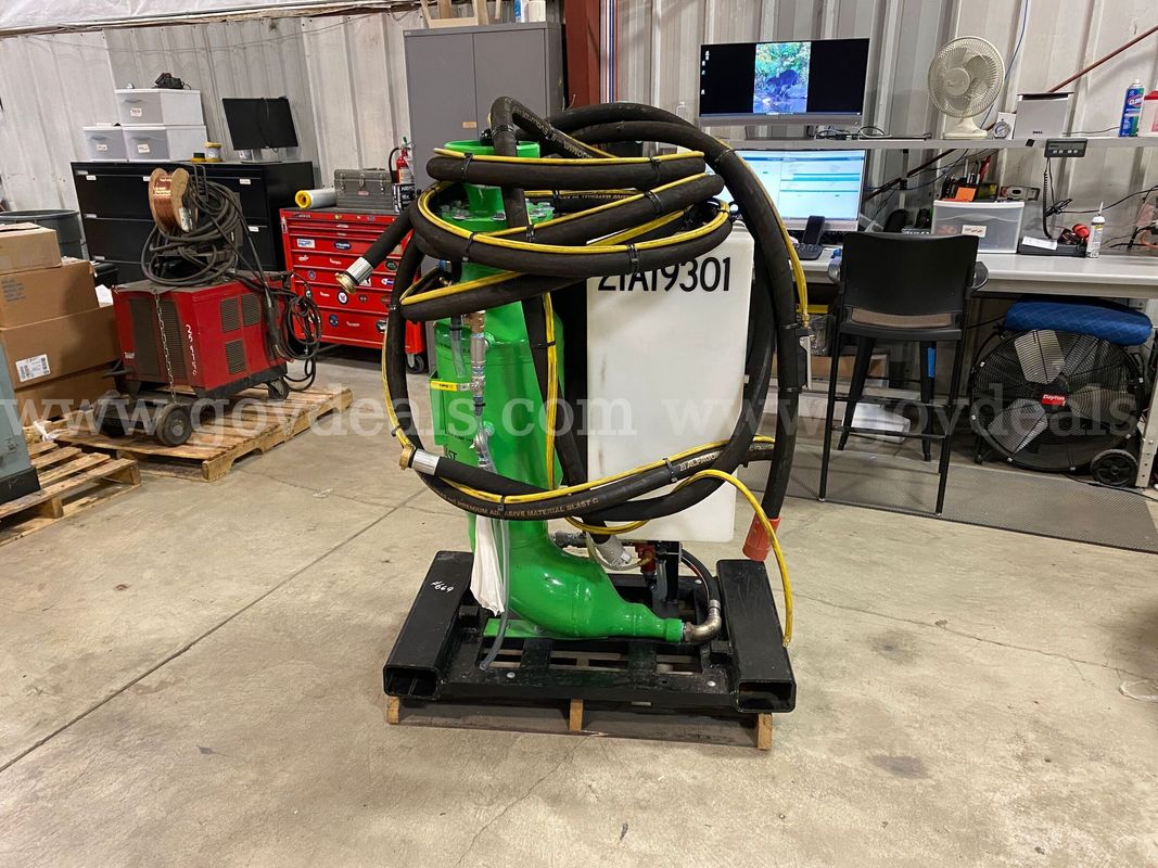 2023 COMPACT GBT 175 Sand/Vapor Blaster (ID #45904) (G03-1L) (26-0760-1) 405