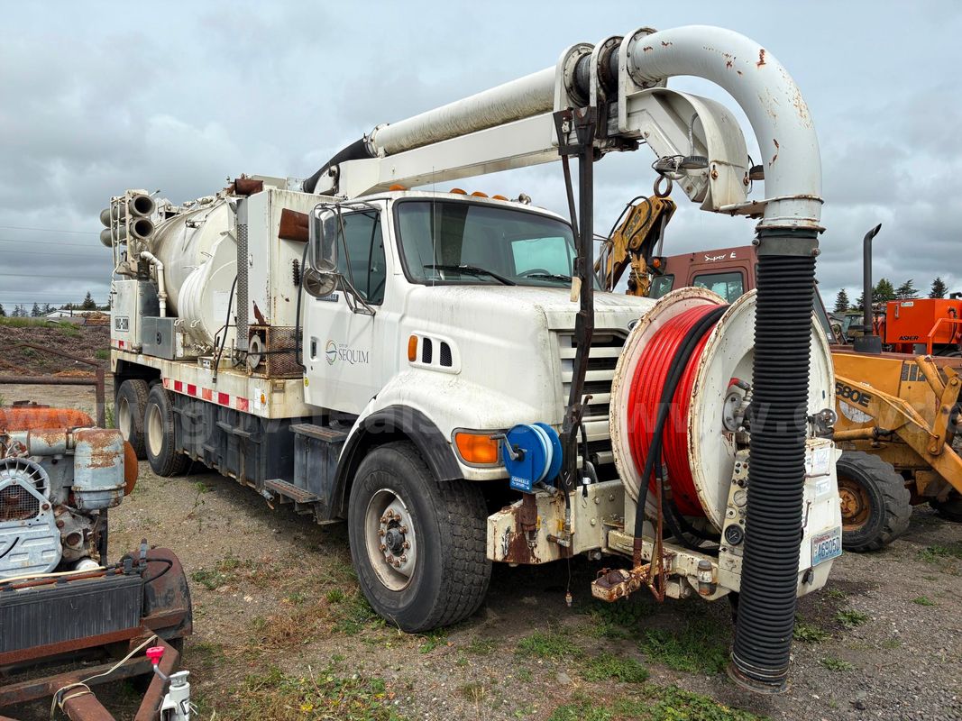 1998 Ford LT8501 Vacuum Truck (ID #45969) (Off-Site) (26-1669) 20503