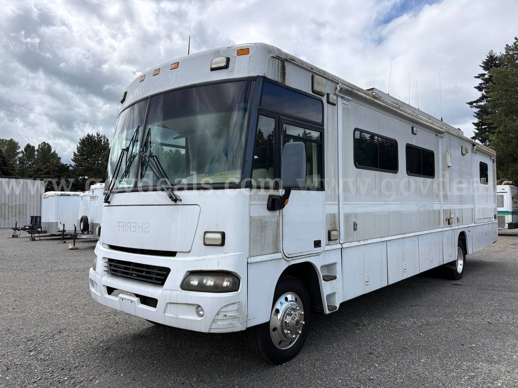 2006 Ford F550 Winnebago/Farber Specialty Vehicles Command Center, Low Miles! Under 13K (ID# 46006)(TCO)(26-0736) 11700