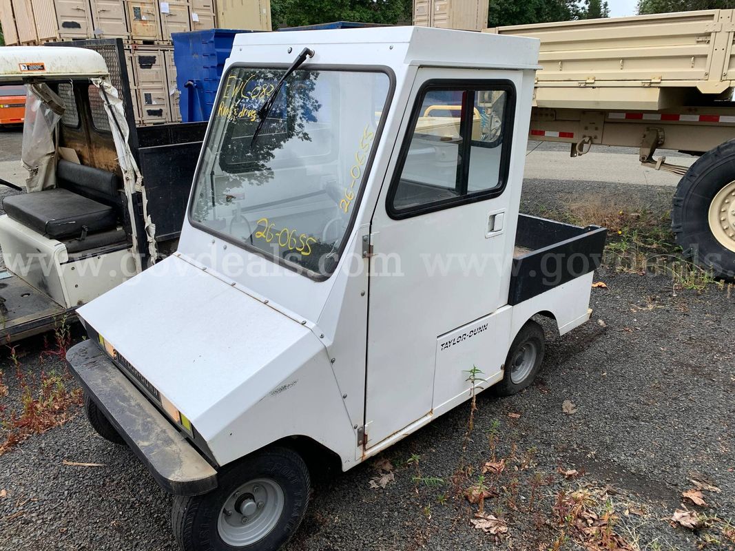 2018 Taylor-Dunn RE-380-48V Electric Utility Truck (ID# 46440) (GVL) (26-0655) 11700