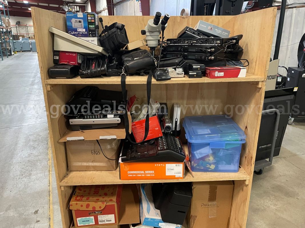 Assorted Cart of Electronic Items | AV Equipment | Bill Nye The Science Guy DVDs (ID# 46451) (J03-1R) (No UPC)