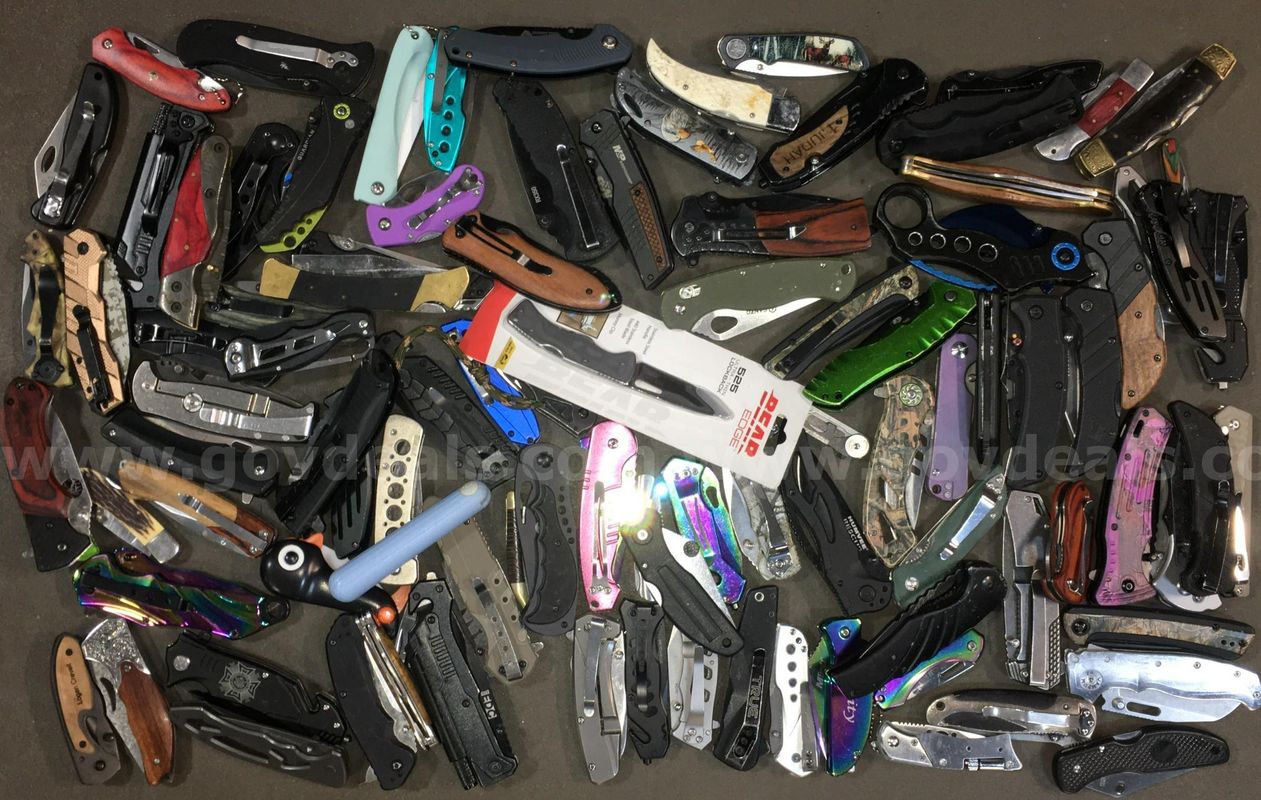 Miscellaneous Folding Knives Lot ~100 Units (ID# 46465) (TSA #3) (NO UPC) (10)