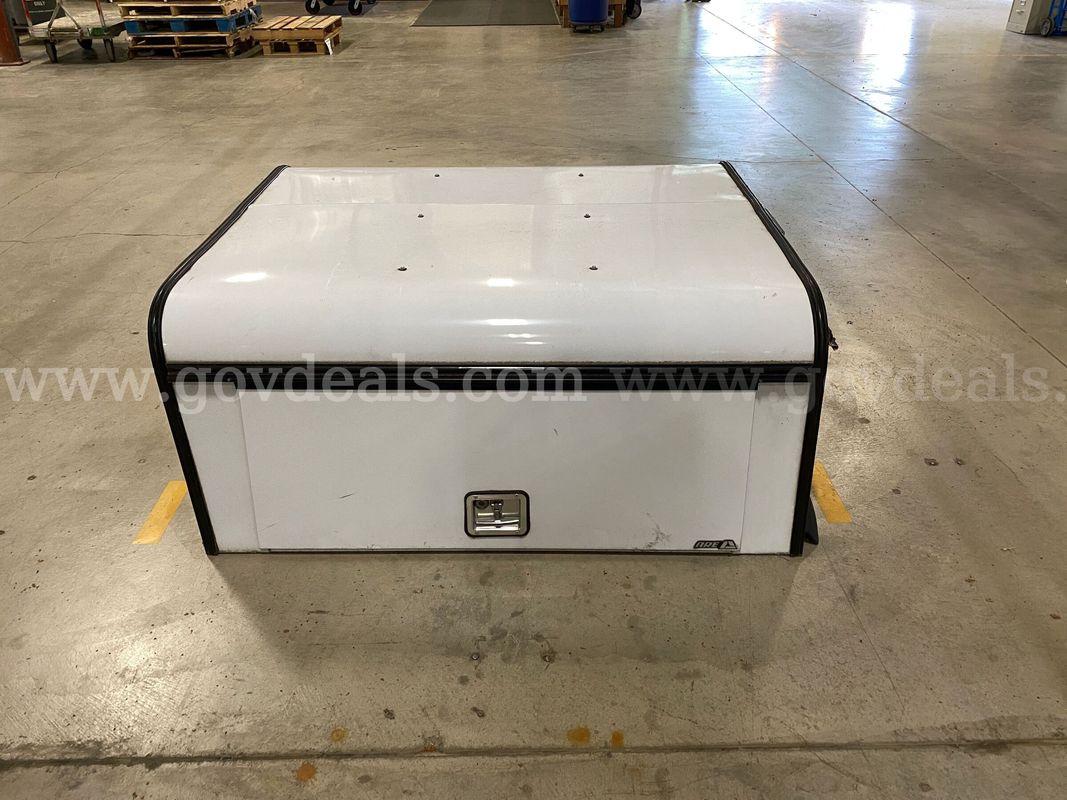 2022 ARE Aluminum Canopy (ID #46468) (Center 1) (26-1108-2) 405