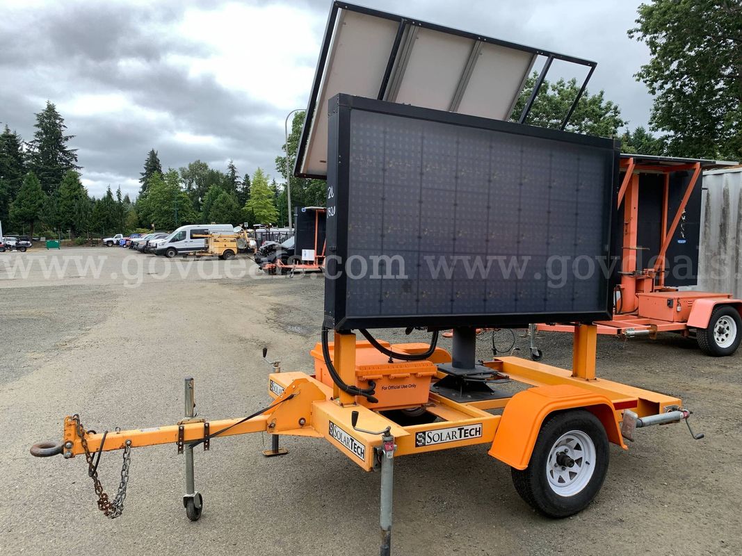 2010 SolarTech Solar Powered Message Board Trailer (ID# 46486) (GVL) (26-1820) 405