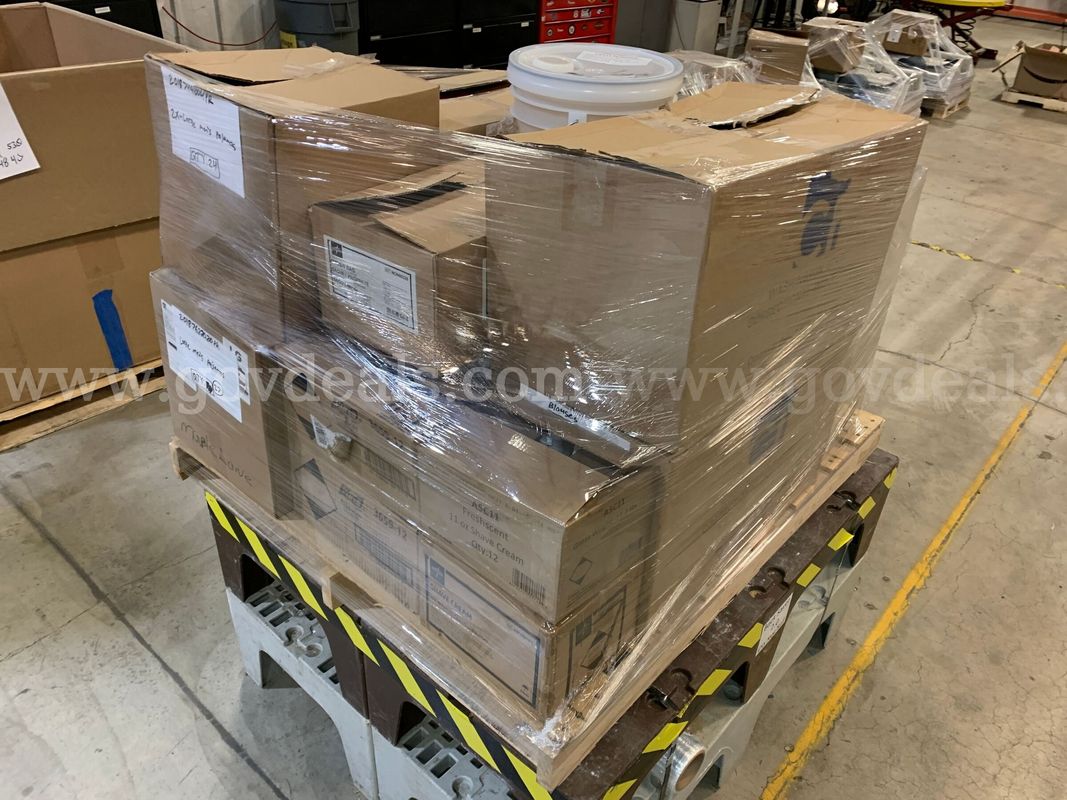 Pallet of Various Items (ID #46545) (J13-2L) (26-1463-6) 300