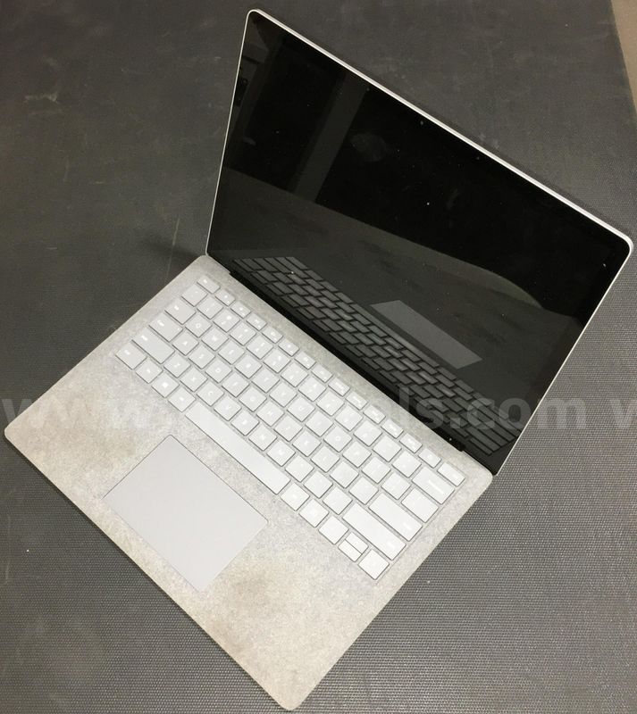 Microsoft Surface Laptop 2 (ID# 46573) (C4K-CART) (NO UPC) (10)