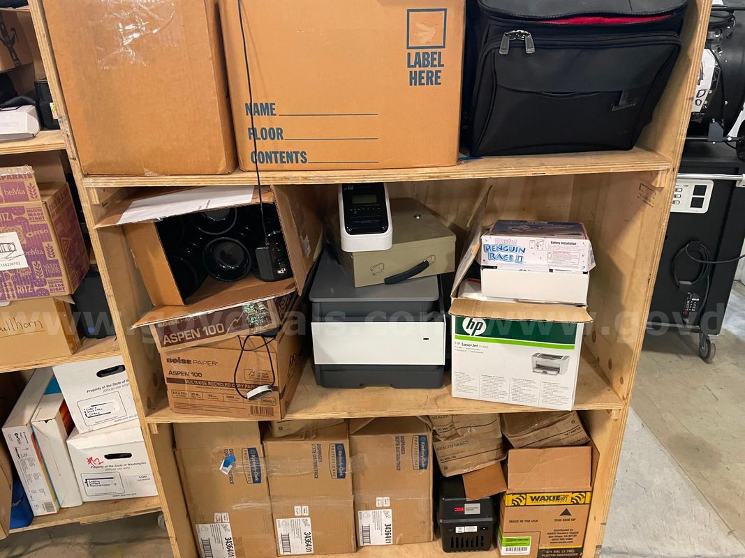 Assorted Cart of Electronic Items | Plastic Insulated Bowls | Mechanical Kids Toys (ID# 46602) (J04-1L) (No UPC)