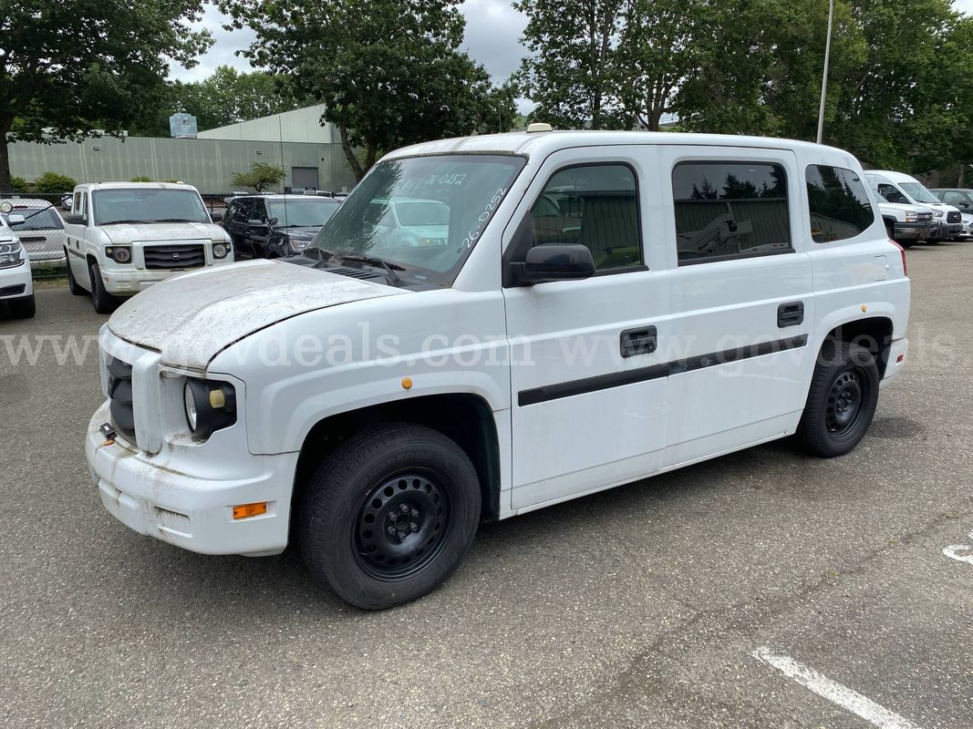 2015 Mobility Ventures MV-1 Wheelchair-Accessible Van (ID #46612) (W18) (26-0252 ) 11700
