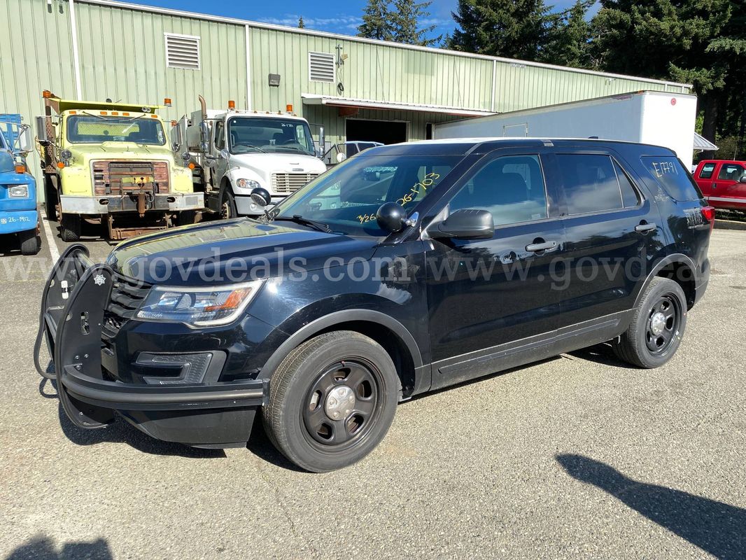 2017 Ford Explorer Police Interceptor 4DR AWD SUV (ID #46637) (W32) (26-1703 ) 11700