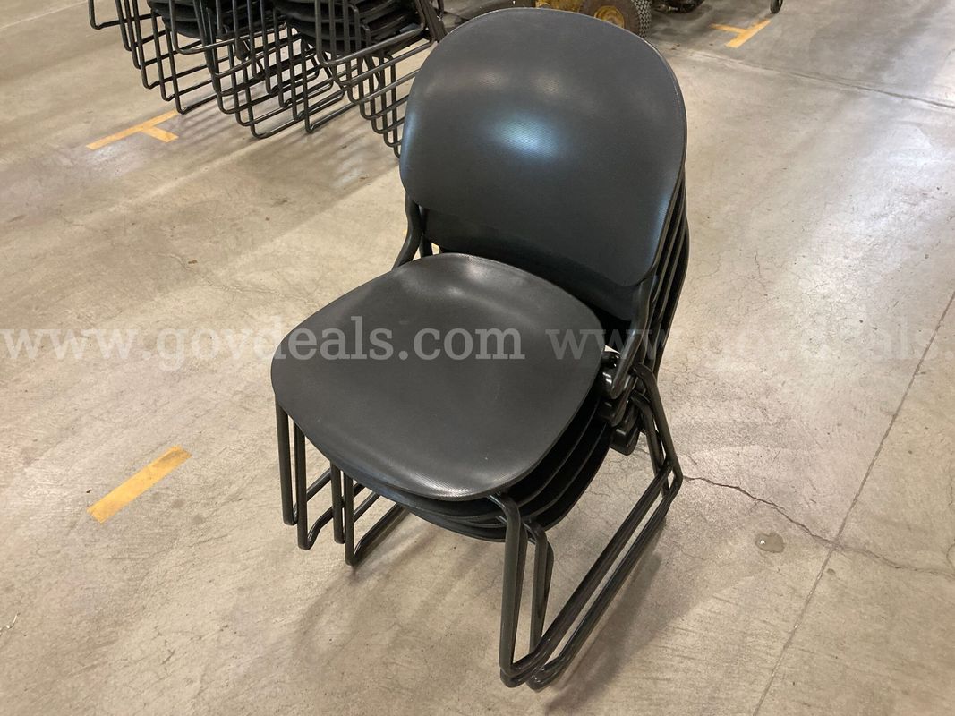 Set of 4 Stackable Black Plastic Chairs (ID #46674) (G07-1R) (NO UPC)