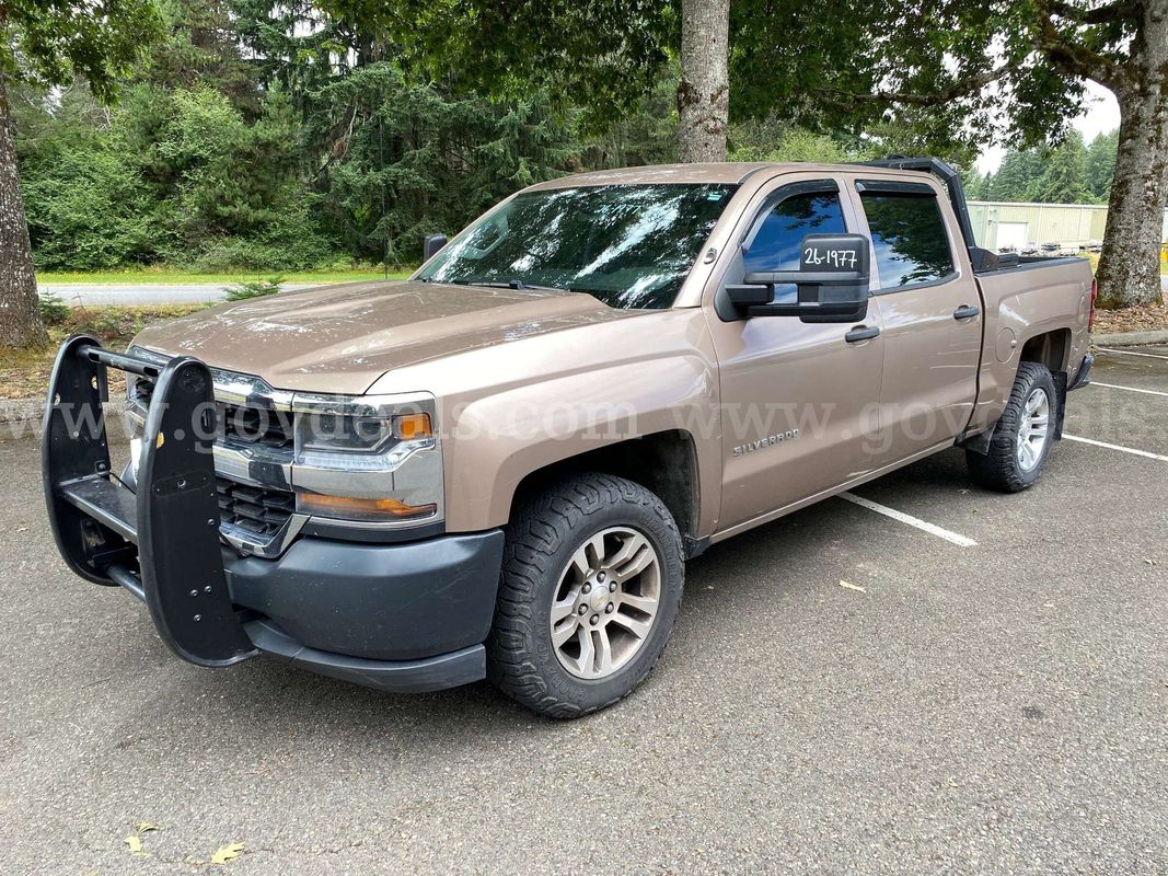 2018 Chevrolet Silverado 1500 LS Crew Cab Long Box 4WD PU (ID #46771) (FTL) (26-1977) 477