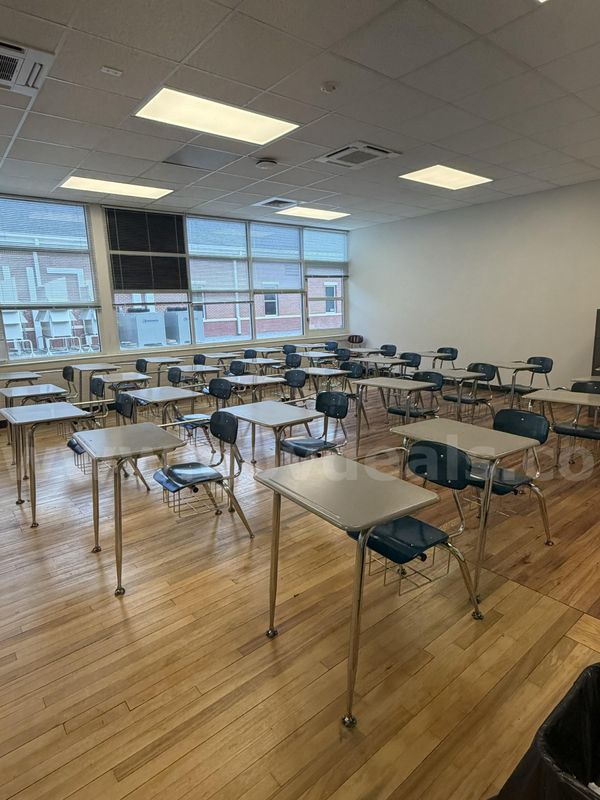 Lot# 9 - 25 Student Desks