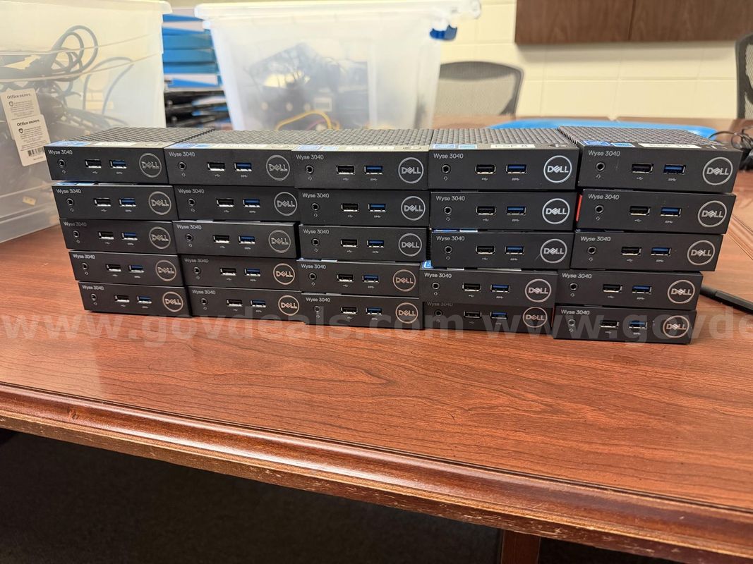 Lot of thin client computers