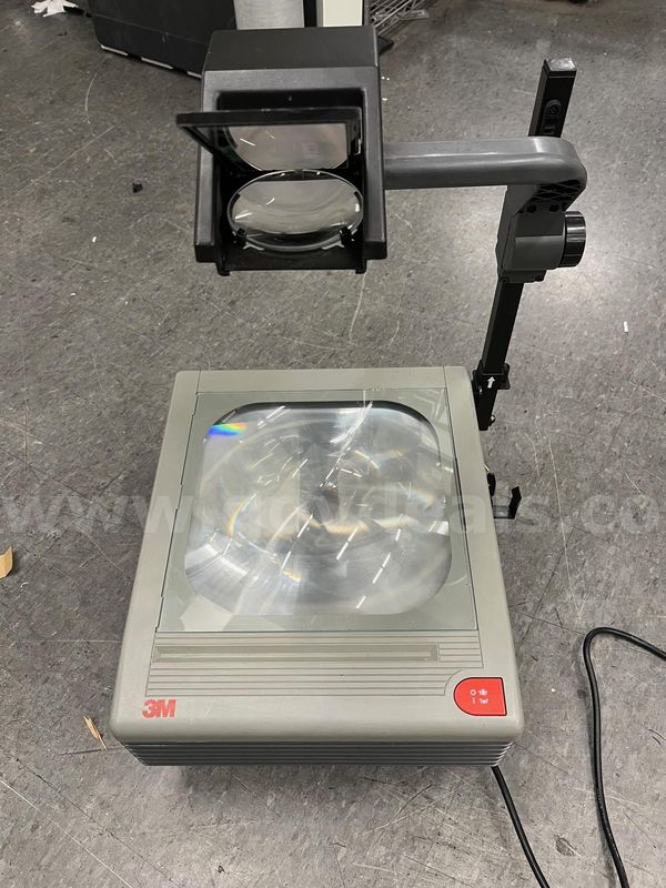 3M 9050 Overhead Projector