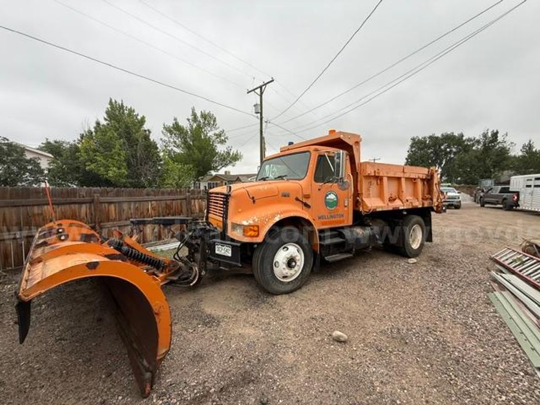 1994 International 4900 Truck