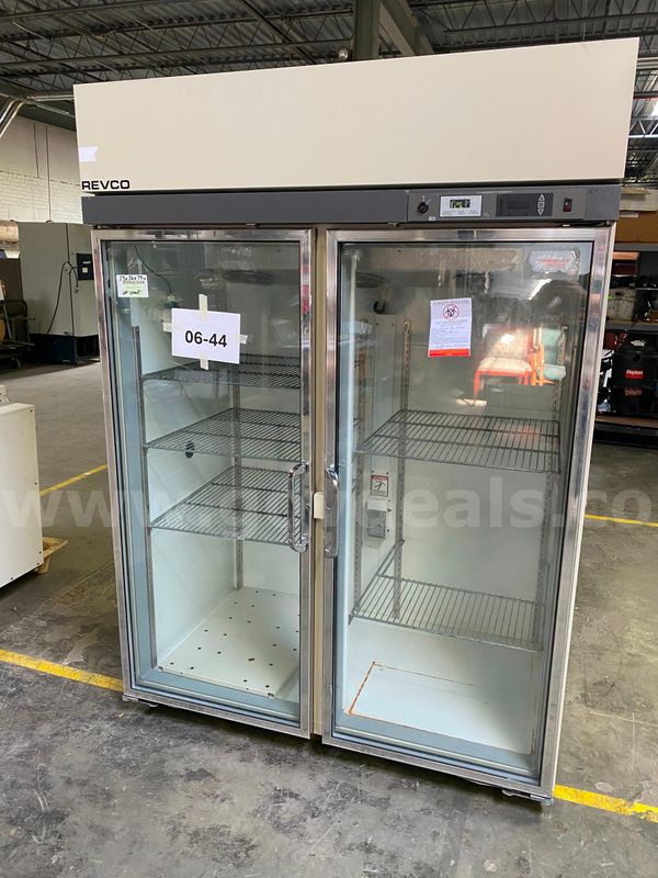 06-44  Refrigerator