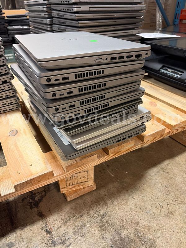 Lot of 10 Assorted Dell Laptops
