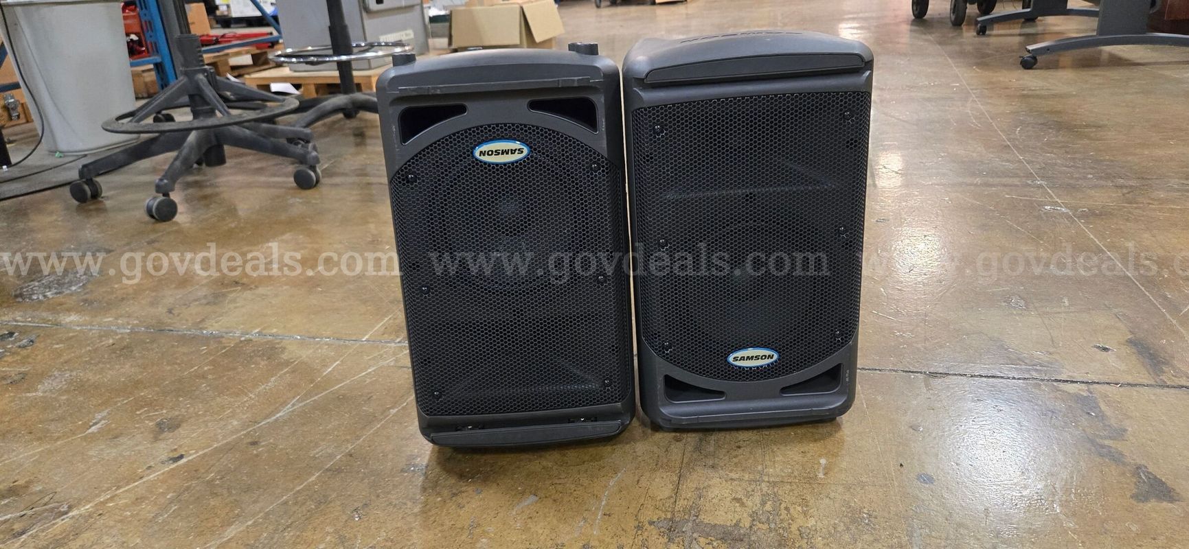 Samson XP308i Portable PA System
