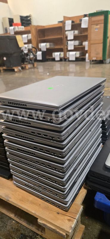 Lot of 14 Dell Precision 3560 Laptops